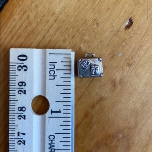 Pandora adventure suitcase charm